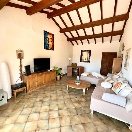 Mas Provencal Vue A 5 Min De La Et Jacuzzi Daire *